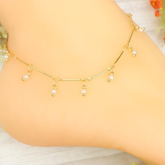 "Handmade Anklet – Elegant & Delicate Jewelry for Women | UNVRC1139 - Picture 8 of 10